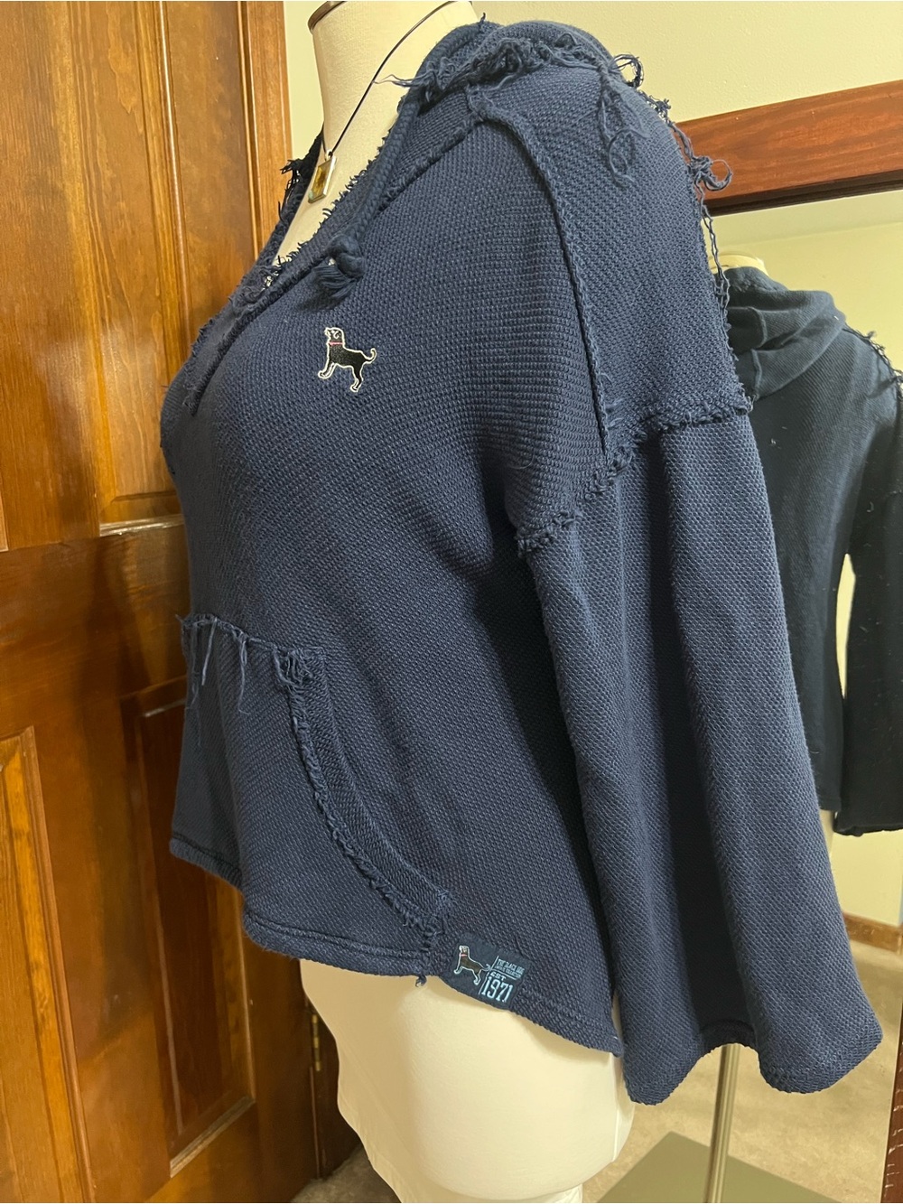 The Black Dog Brand L Navy Blue Distressed Hooded Sweater Oversized Boho Casual - Picture 7 of 9